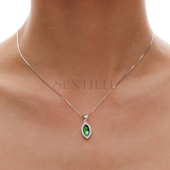 Silver (925) pendant with emerald zirconia